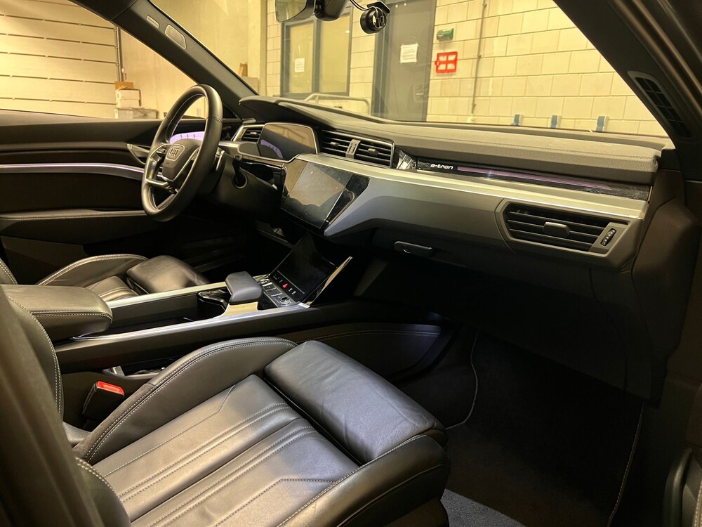 Audi E-Tron 55 Quattro Advanced Sport 2019 361hp, L-435-JR