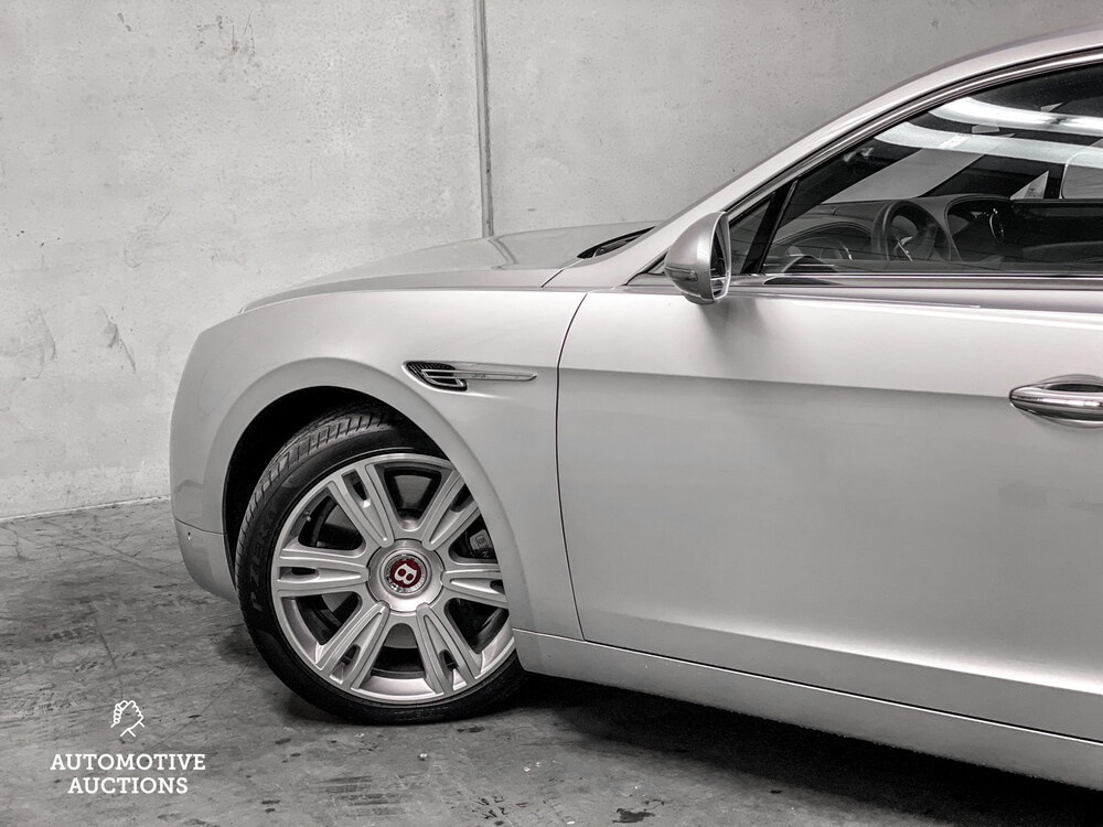 Bentley Flying Spur 4.0 V8 507hp 2015 -Orig. EN-, 5-ZHF-06