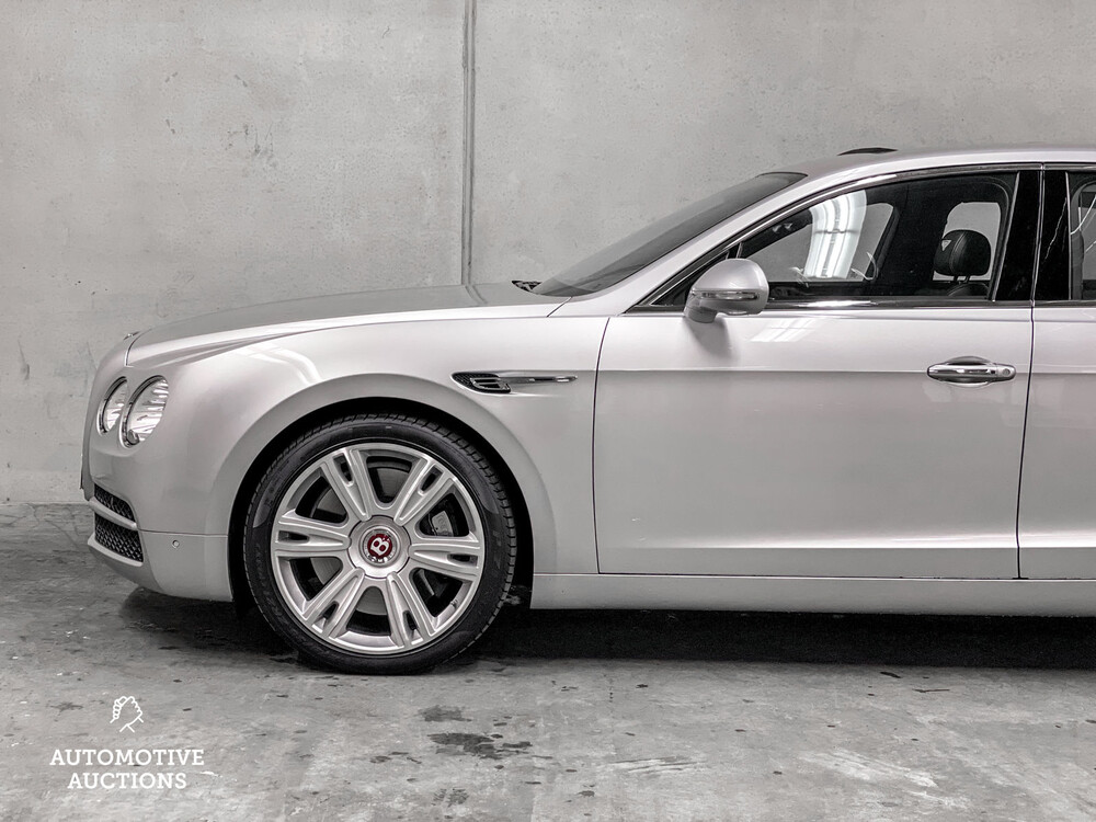 Bentley Flying Spur 4.0 V8 507hp 2015 -Orig. EN-, 5-ZHF-06