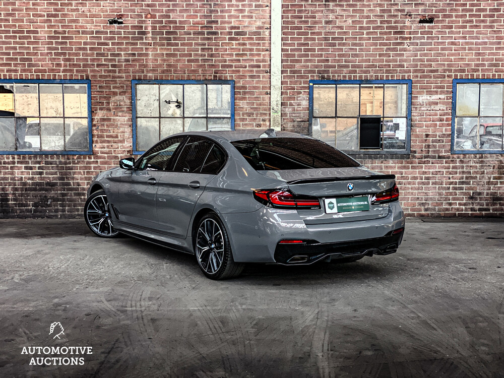 BMW 520i M-Performance M-Sport High Executive Edition -Facelift- 184pk 2020 -Orig. NL- 5-serie, J-372-ZJ