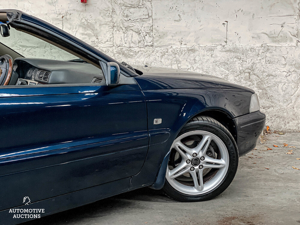 Volvo C70 Convertible 2.3 T5 Luxury 239pk 2000, 51-RJ-BZ