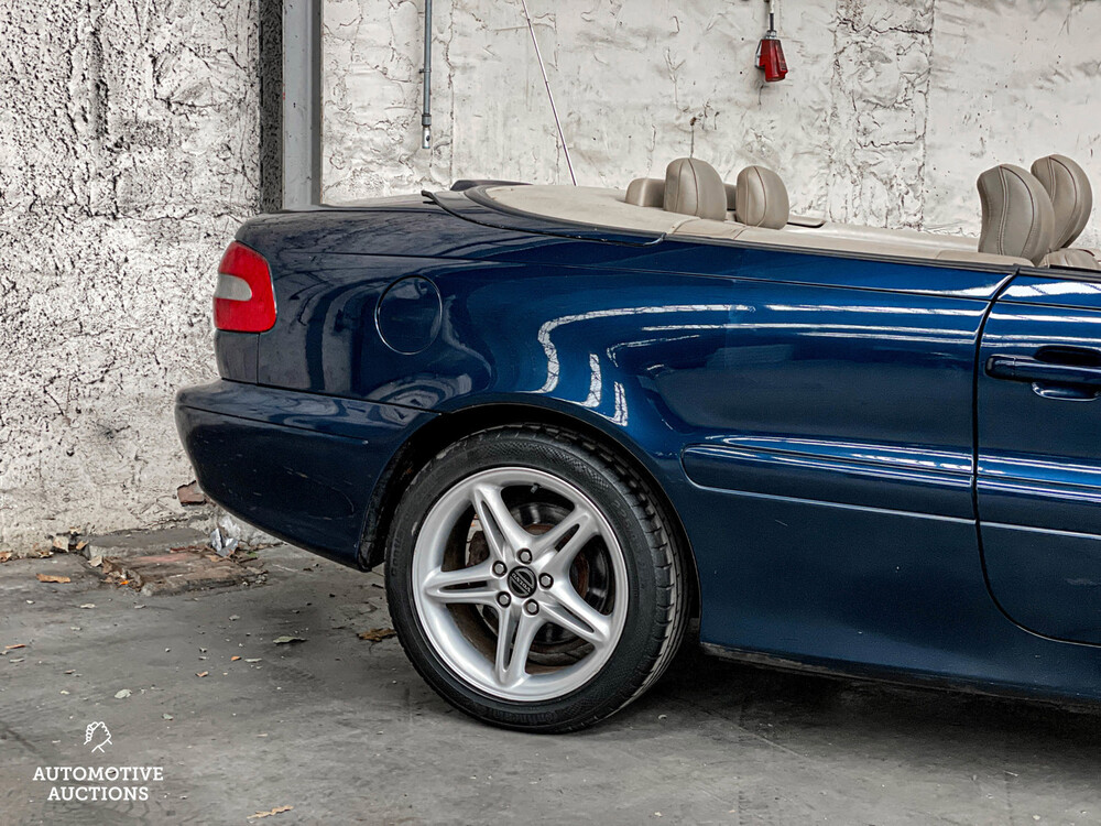 Volvo C70 Convertible 2.3 T5 Luxury 239pk 2000, 51-RJ-BZ