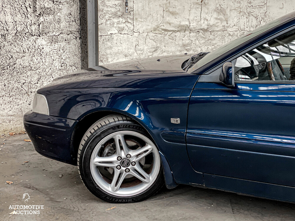 Volvo C70 Convertible 2.3 T5 Luxury 239pk 2000, 51-RJ-BZ