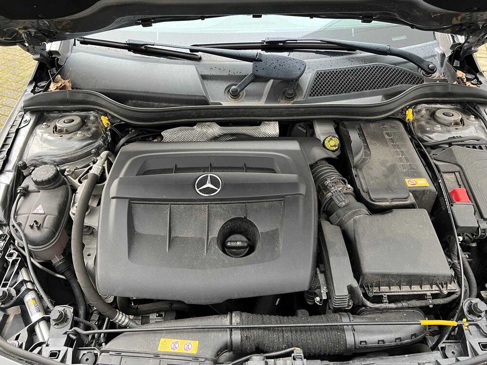 Mercedes-Benz CLA180 AMG CDI Prestige 109PS 2015 CLA Klasse -Orig. NL-, GJ-841-V