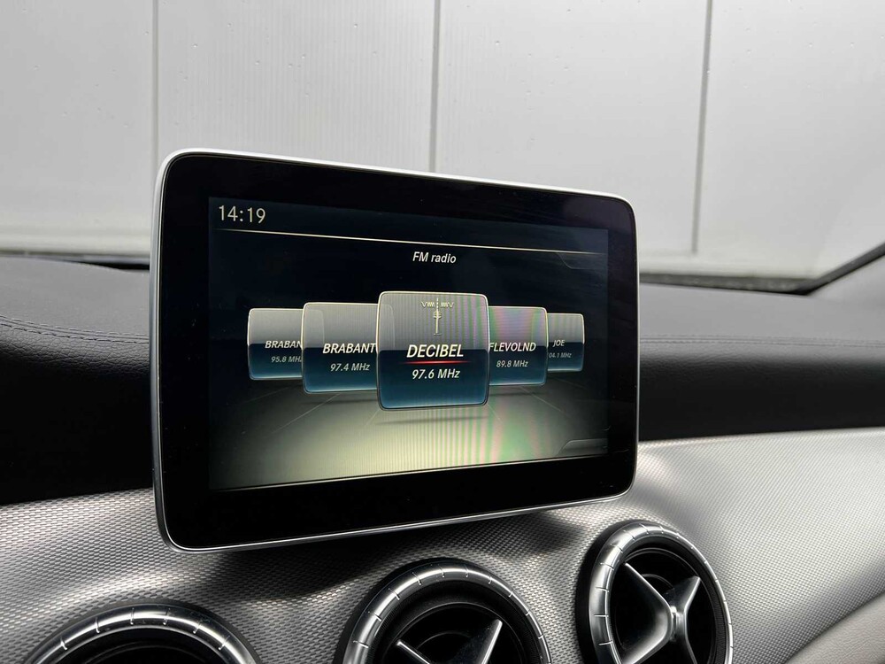 Mercedes-Benz CLA180 AMG CDI Prestige 109PS 2015 CLA Klasse -Orig. NL-, GJ-841-V