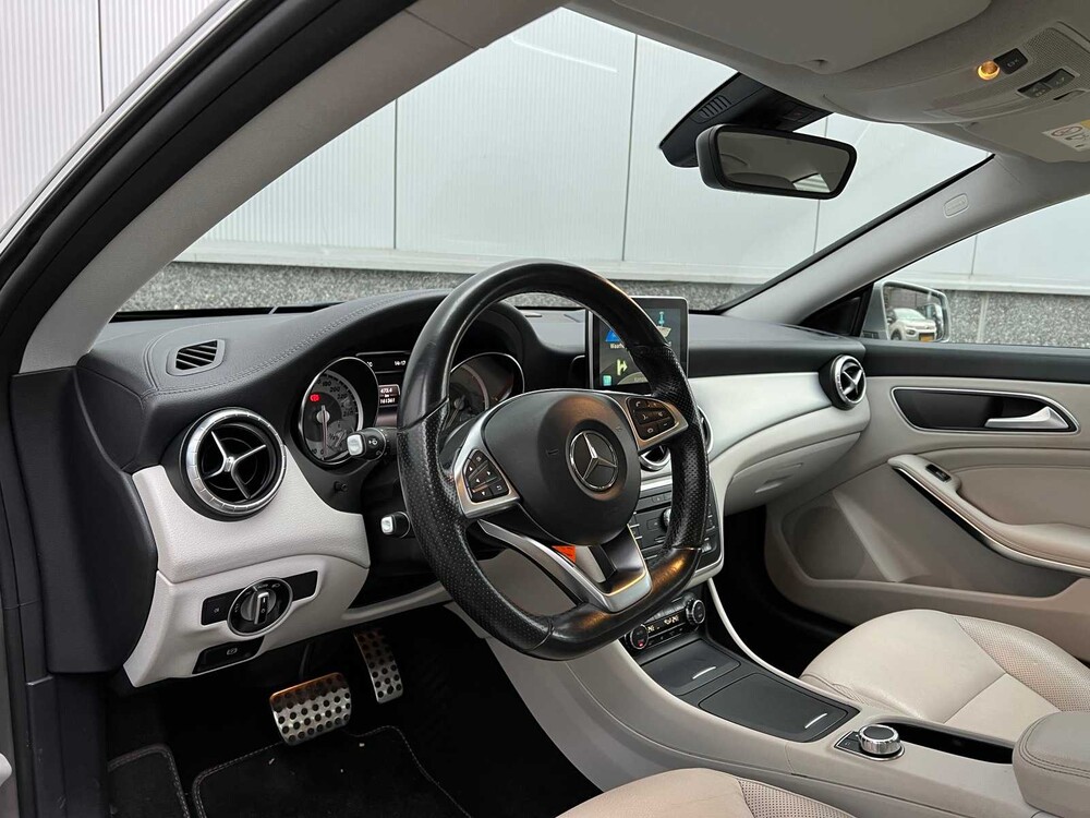 Mercedes-Benz CLA180 AMG CDI Prestige 109PS 2015 CLA Klasse -Orig. NL-, GJ-841-V