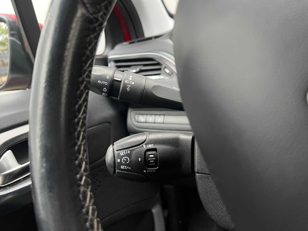 Peugeot 2008 GT-line 1.2 PureTech 131PS 2016, X-887-HF