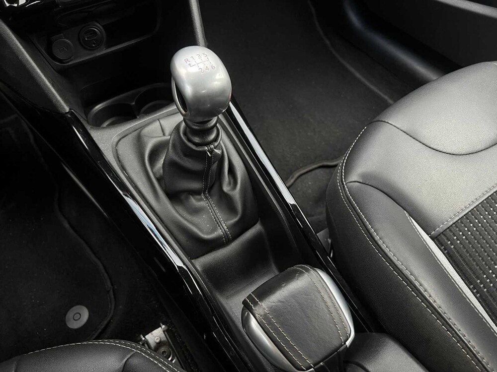 Peugeot 2008 GT-line 1.2 PureTech 131PS 2016, X-887-HF