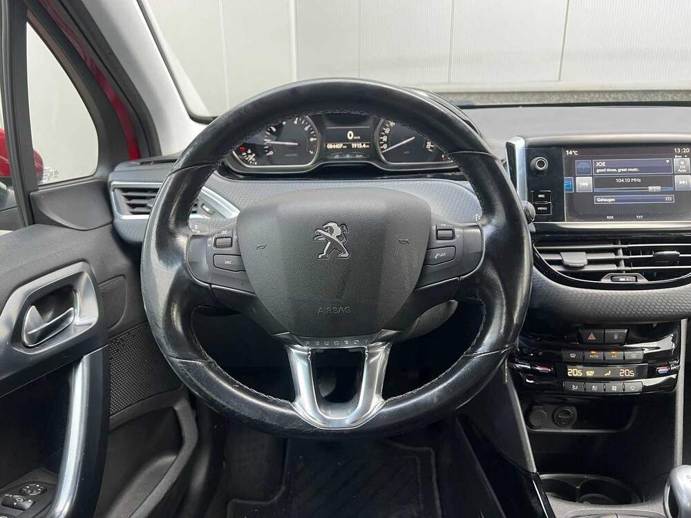 Peugeot 2008 GT-line 1.2 PureTech 131PS 2016, X-887-HF