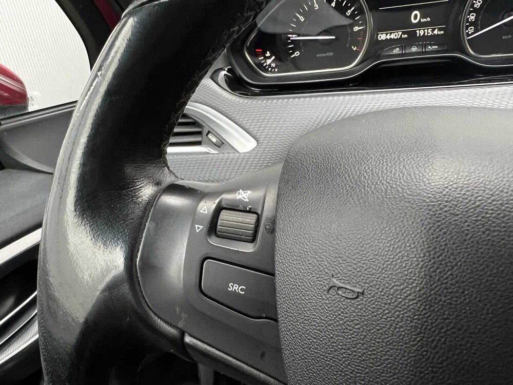 Peugeot 2008 GT-line 1.2 PureTech 131PS 2016, X-887-HF