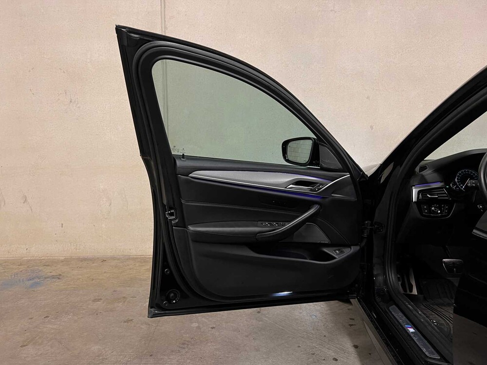 BMW 540d Touring M-Sport xDrive High Executive 5er 320PS 2018 -Orig. NL-, RS-265-R