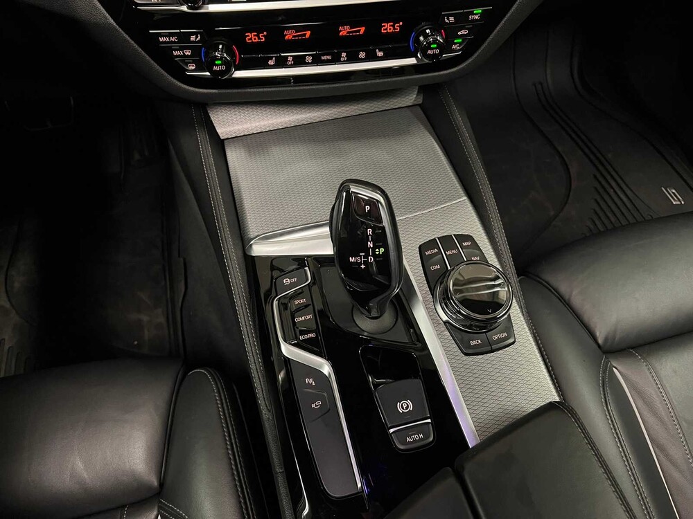 BMW 540d Touring M-Sport xDrive High Executive 5er 320PS 2018 -Orig. NL-, RS-265-R