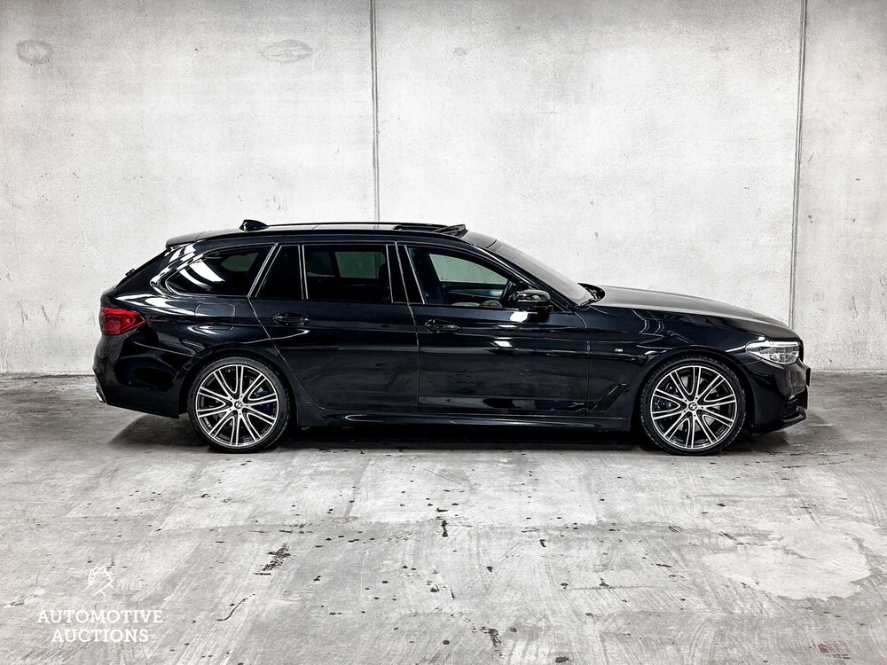 BMW 540d Touring M-Sport xDrive High Executive 5er 320PS 2018 -Orig. NL-, RS-265-R