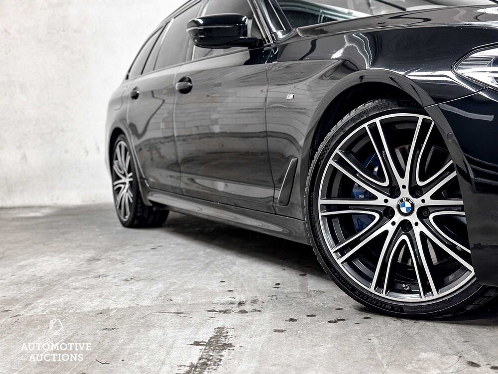 BMW 540d Touring M-Sport xDrive High Executive 5er 320PS 2018 -Orig. NL-, RS-265-R