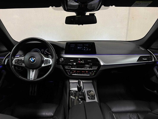 BMW 540d Touring M-Sport xDrive High Executive 5-serie 320pk 2018 -Orig. NL-, RS-265-R