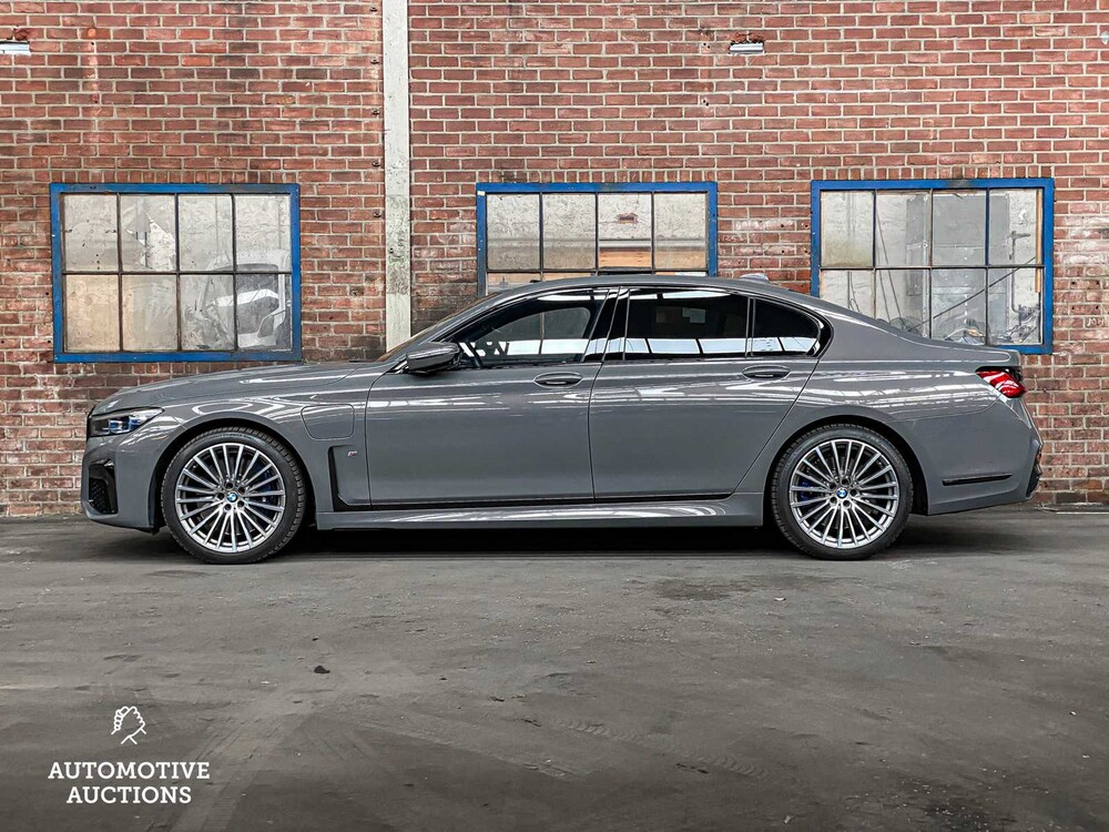 BMW 745e M-Sport High Executive 398pk 2020 7-serie, J-756-GR