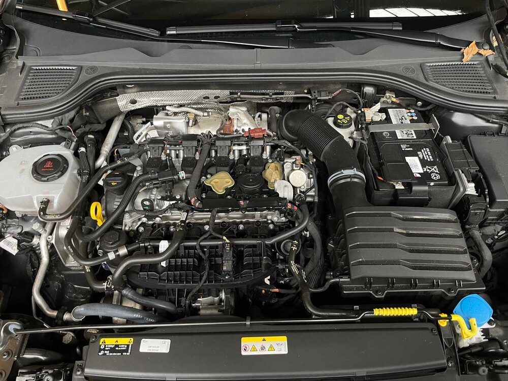 Volkswagen Golf GTI CLUBSPORT 301pk Akrapovic 2021 NIEUW-MODEL, P-862-TB