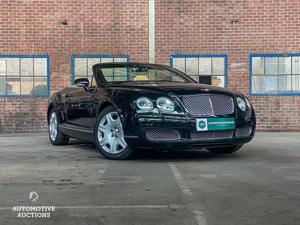 Bentley Continental GTC 6.0 W12 Cabriolet Facelift 560pk (British Racing Green) , 38-KFR-7