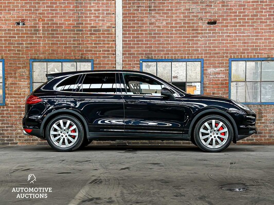 Porsche Cayenne Turbo 4.8 V8 500hp 2013