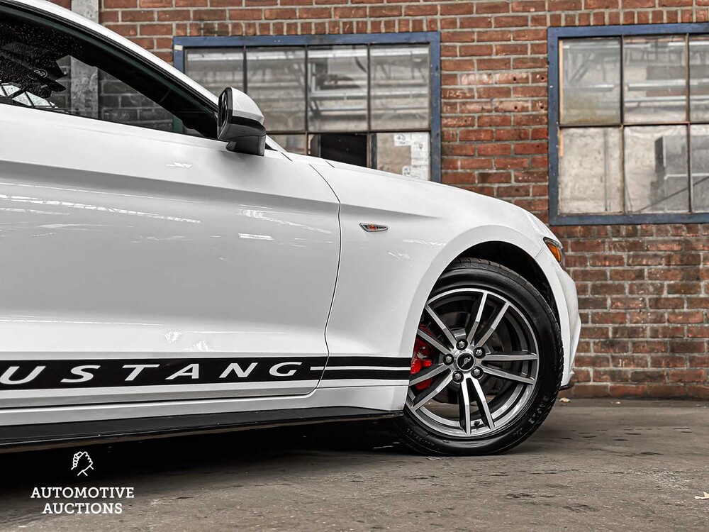 Ford Mustang 3.7 V6 300pk 2016