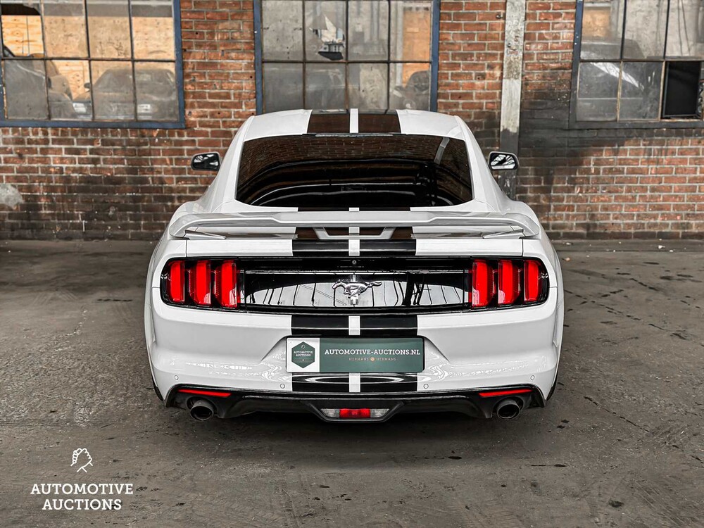 Ford Mustang 3.7 V6 300pk 2016