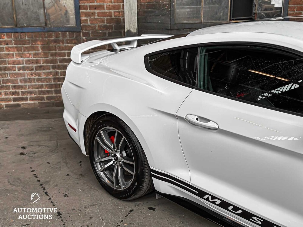 Ford Mustang 3.7 V6 300pk 2016