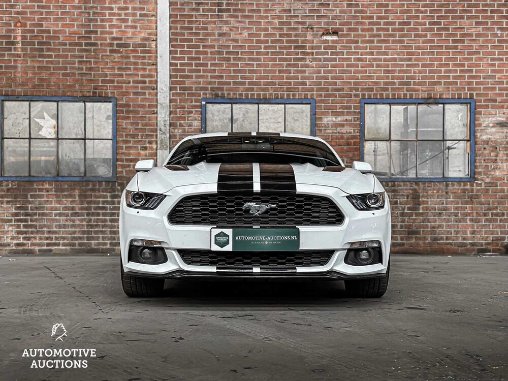 Ford Mustang 3.7 V6 300pk 2016