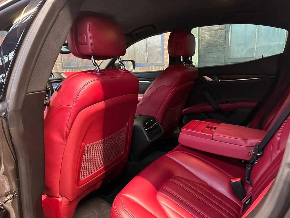 Maserati Ghibli 3.0 V6 330pk 2014 -Orig. NL-, 1-TGT-21