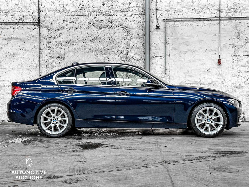 BMW ActiveHybrid 3 F30  3-serie 3.0 340pk 2013