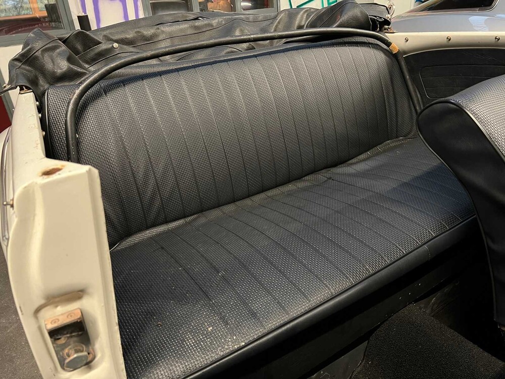 Volkswagen Kever 1300 Cabriolet 1969 -Orig. NL-, 14-83-GH