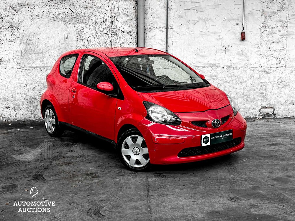 Toyota Aygo 1.0-12V 68pk 2007, 70-PKH-2