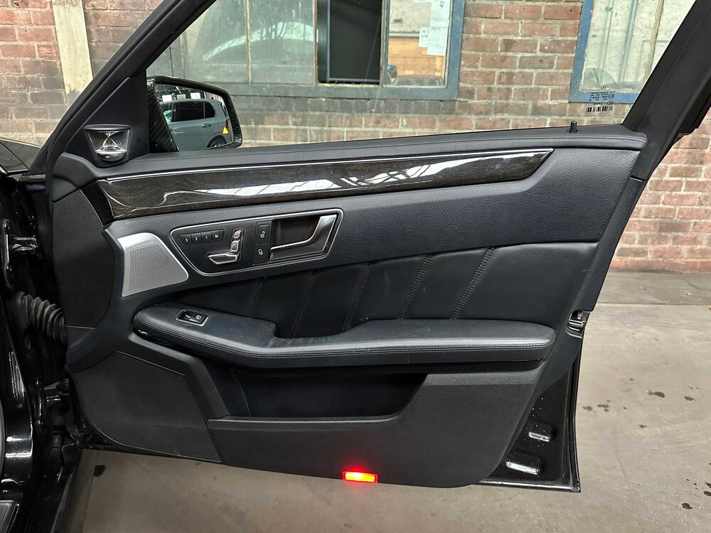 Mercedes-Benz E500 AMG 4Matic 4.6 V8 E-klasse 408pk 2013, H-726-FK