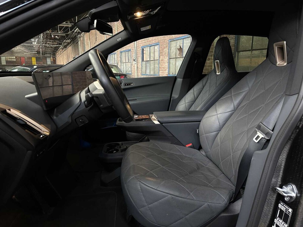 BMW iX xDrive50 M-Sport High Executive 112kWh 523pk 2022 GARANTIE ORIG-NL, P-938-BV