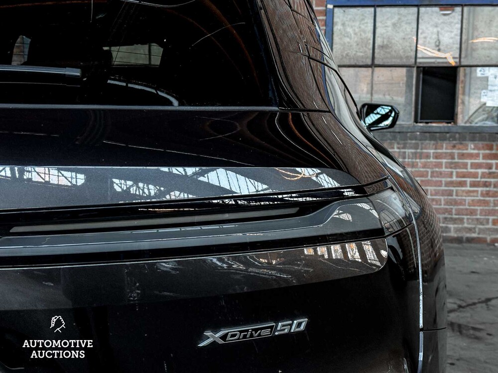 BMW iX xDrive50 M-Sport High Executive 112kWh 523pk 2022 GARANTIE ORIG-NL, P-938-BV