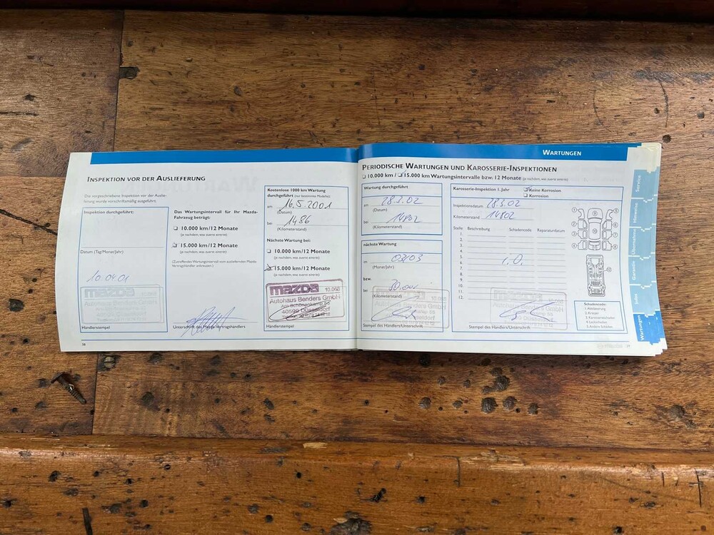 Mazda MX-5 1.6i Touring 220pk 2001, 27-XB-SP