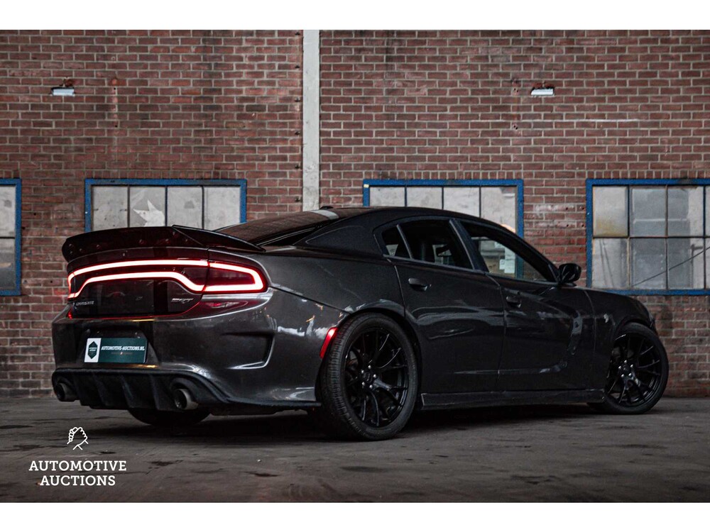Dodge Charger SRT 5.7 V8 373pk 2016