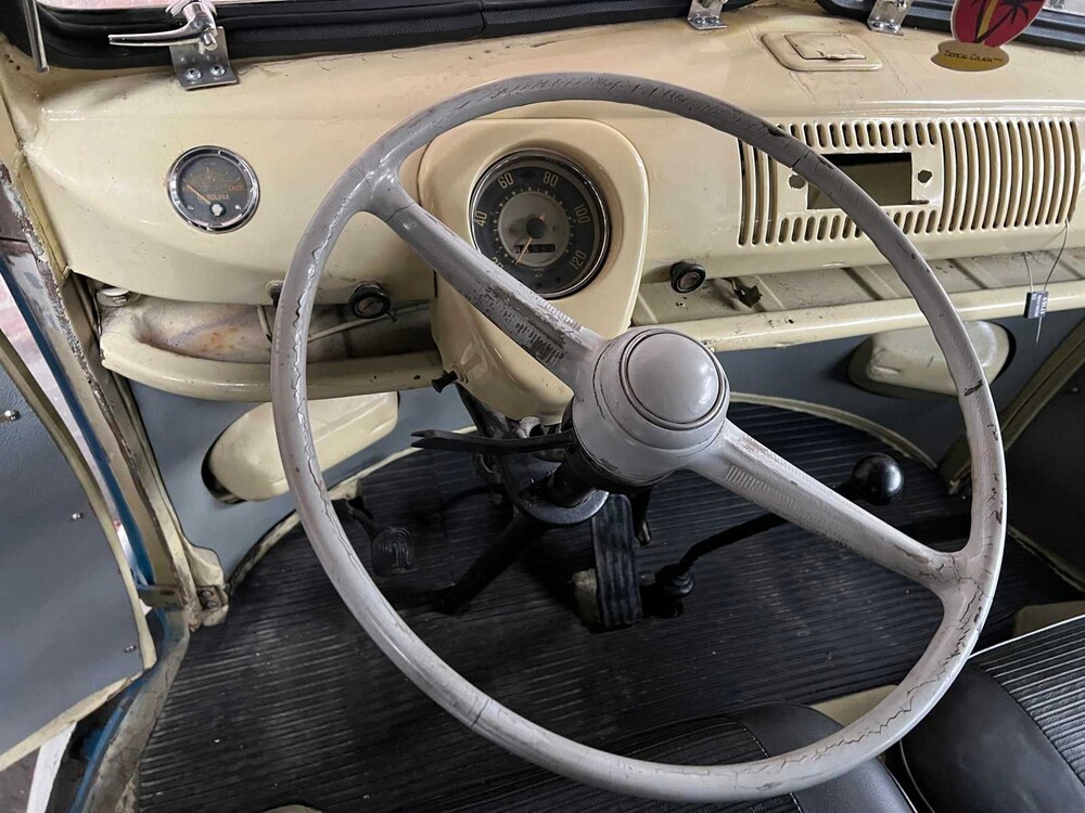 Volkswagen Transporter T1 SURF 1974