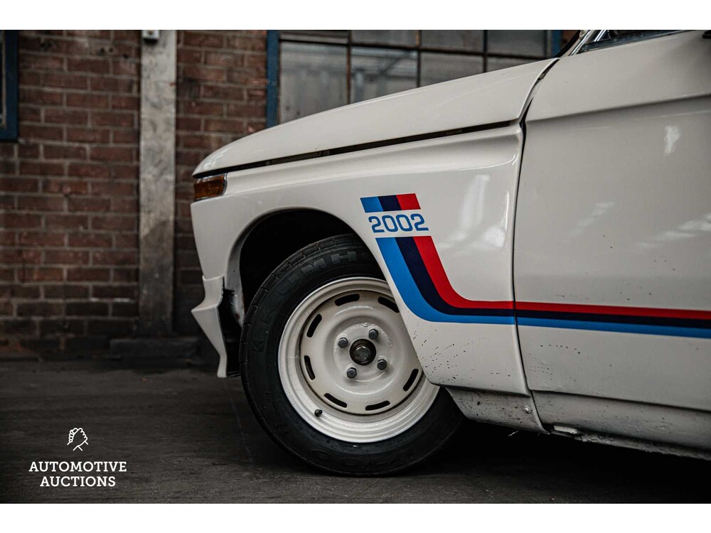 BMW 2002 101pk -Orig. NL- 1975, 10-GD-54