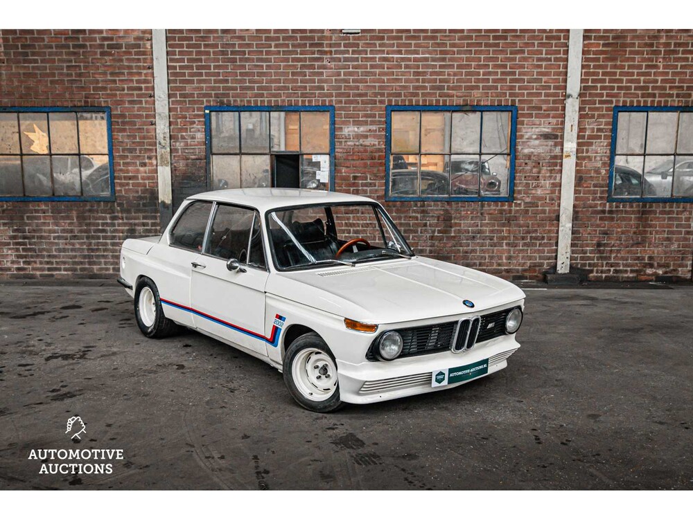 BMW 2002 101pk -Orig. NL- 1975, 10-GD-54