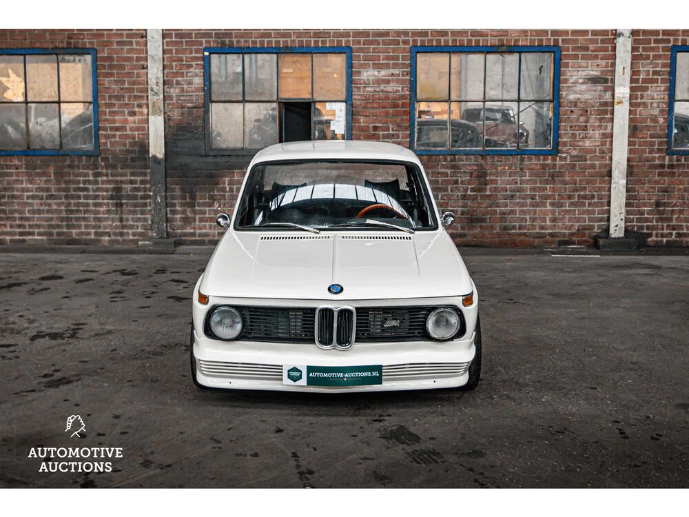 BMW 2002 101pk -Orig. NL- 1975, 10-GD-54