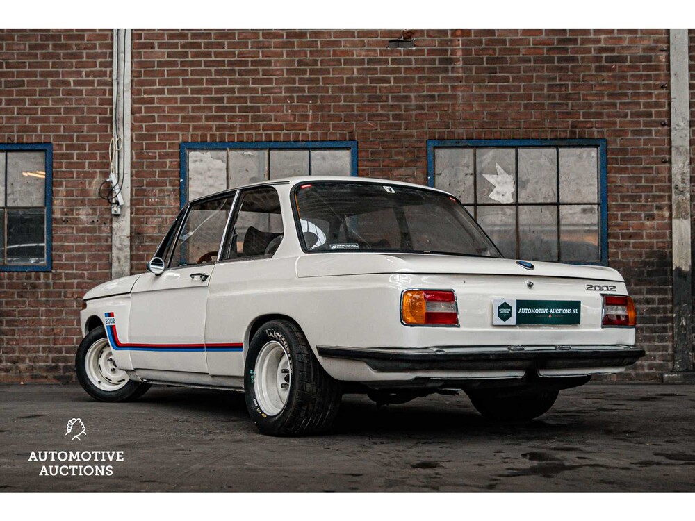BMW 2002 101pk -Orig. NL- 1975, 10-GD-54
