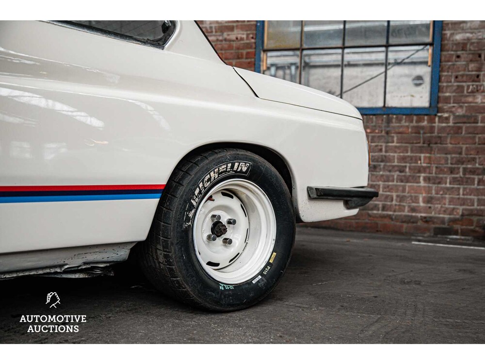 BMW 2002 101pk -Orig. NL- 1975, 10-GD-54