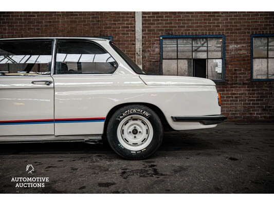 BMW 2002 101pk -Orig. NL- 1975, 10-GD-54