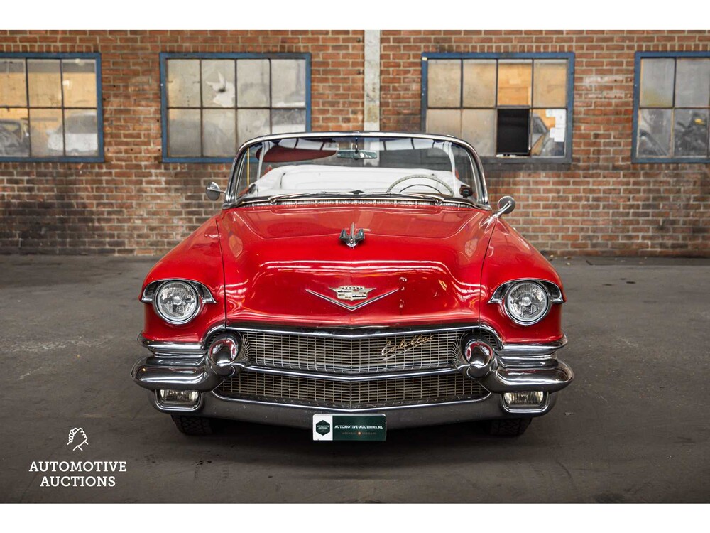 Cadillac Sixty-Two Convertible 5.7 V8 272pk 6267 1956, AM-52-95