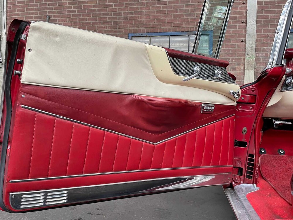 Cadillac Sixty-Two Convertible 5.7 V8 272pk 6267 1956, AM-52-95