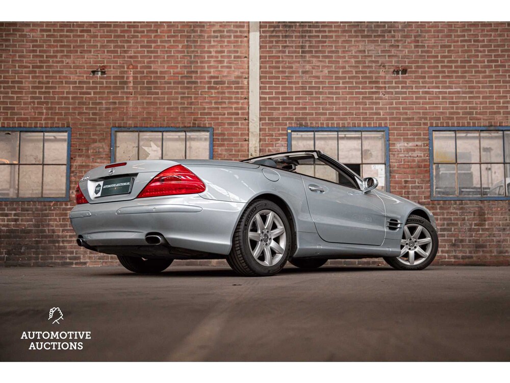 Mercedes-Benz SL500 Roadster 5.0 V8 R230 306hp 2002, 38-GLR-1 -Youngtimer-