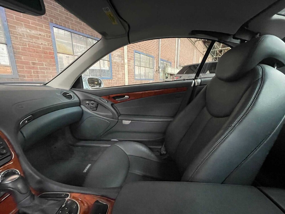 Mercedes-Benz SL500 Roadster 5.0 V8 R230 306hp 2002, 38-GLR-1 -Youngtimer-
