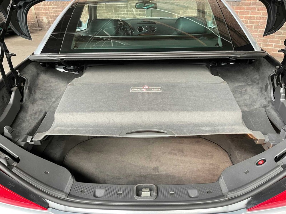 Mercedes-Benz SL500 Roadster 5.0 V8 R230 306hp 2002, 38-GLR-1 -Youngtimer-