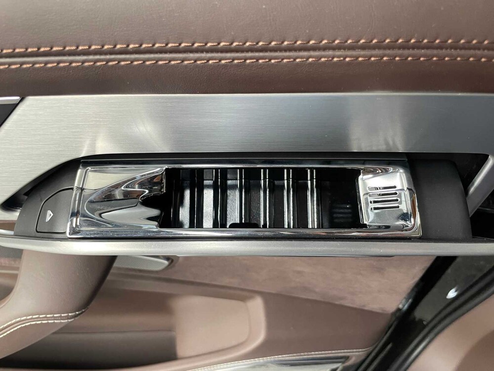 Audi A8 Lang W12 6.3 FSI Quattro Pro Line+ A8L 2014, SR-008-V