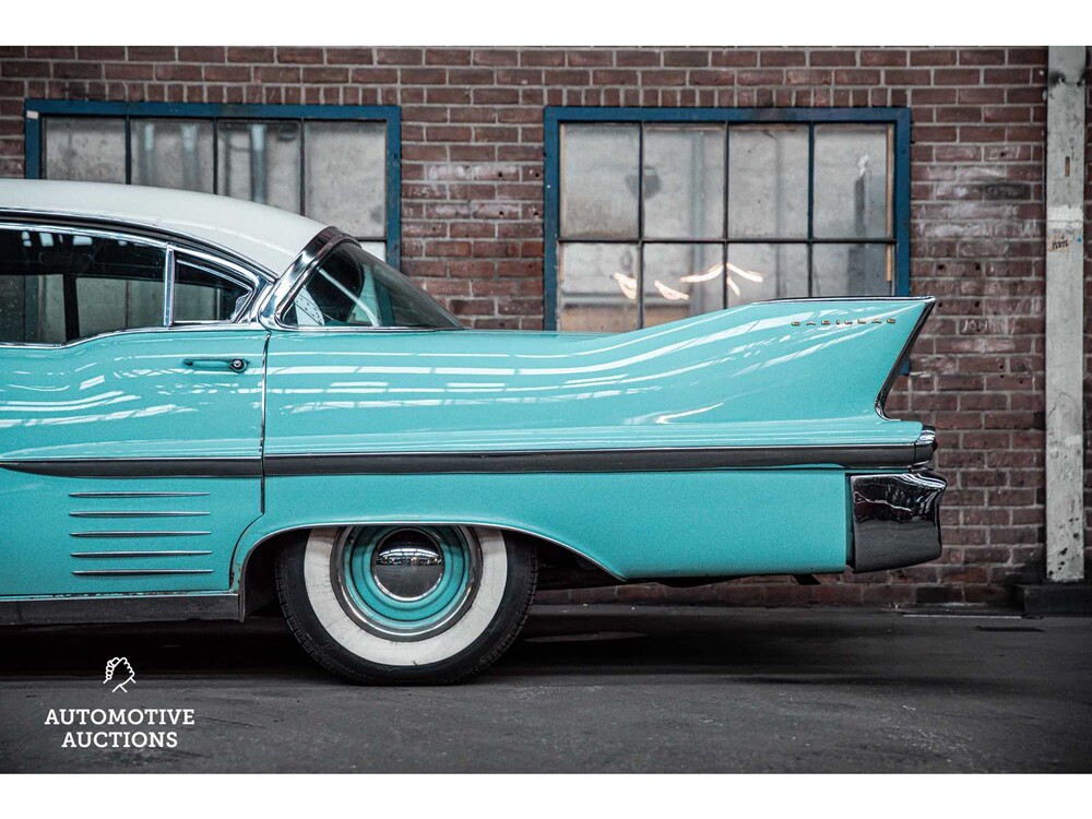 Cadillac Limousine De Ville V8 1958, DM-81-32